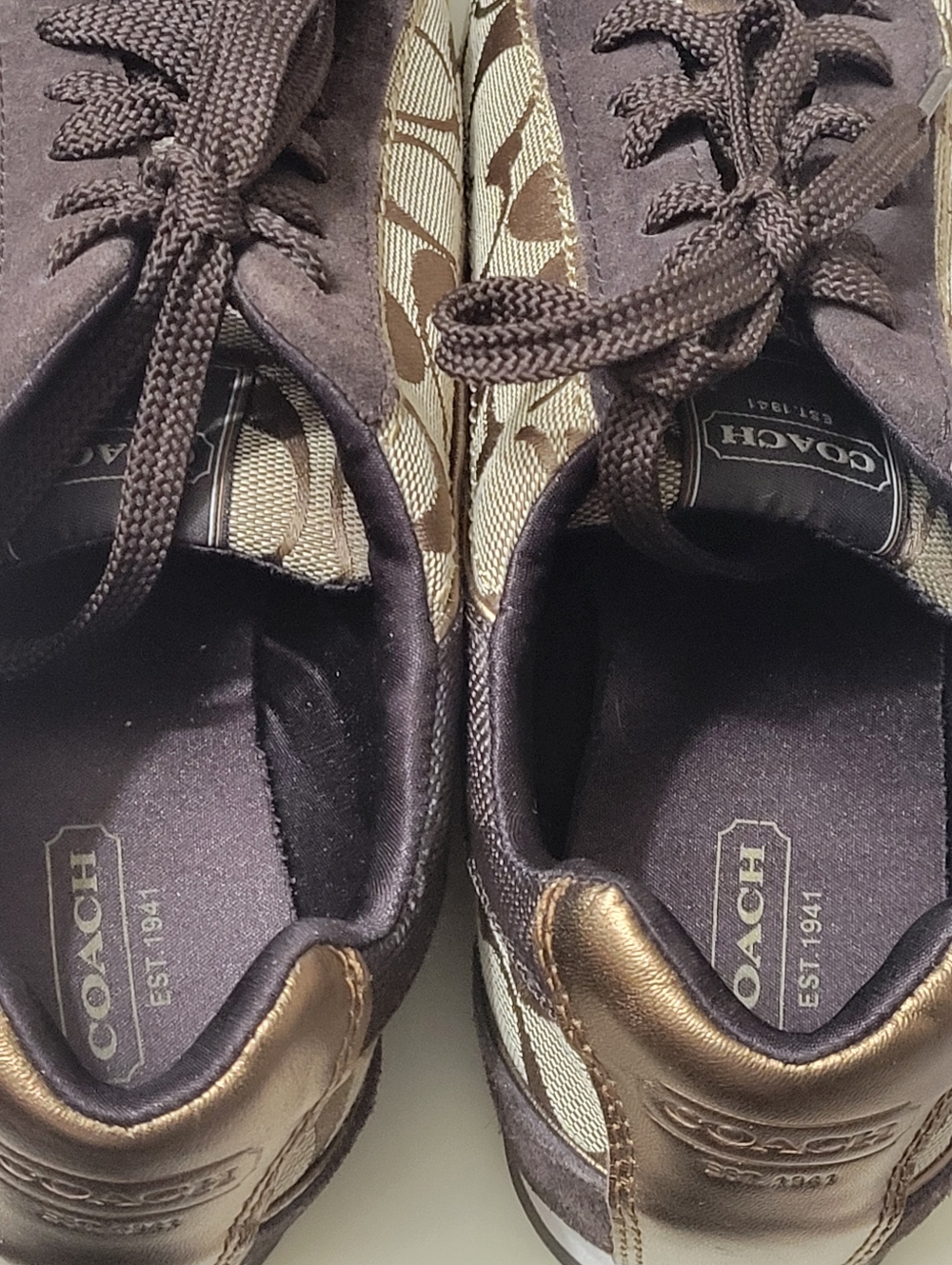 COACH Hilary in Khaki - Picture 10 of 11